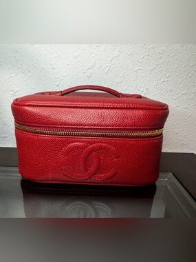 CHANEL Red Quilted Cosmetic Vanity Case with Top Handle